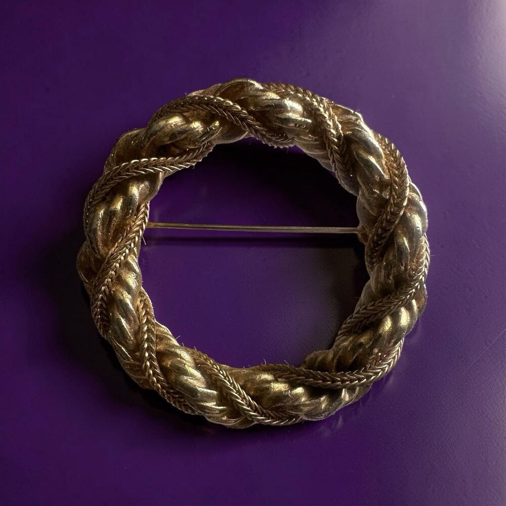 vintage gold-tone wreath brooch twisted rope design gold filled estate